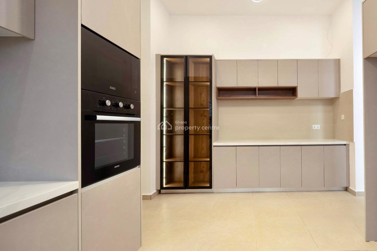4 Bedroom Townhouse with Private Pool in a Gated Community, North Legon, Accra, Townhouse for Sale