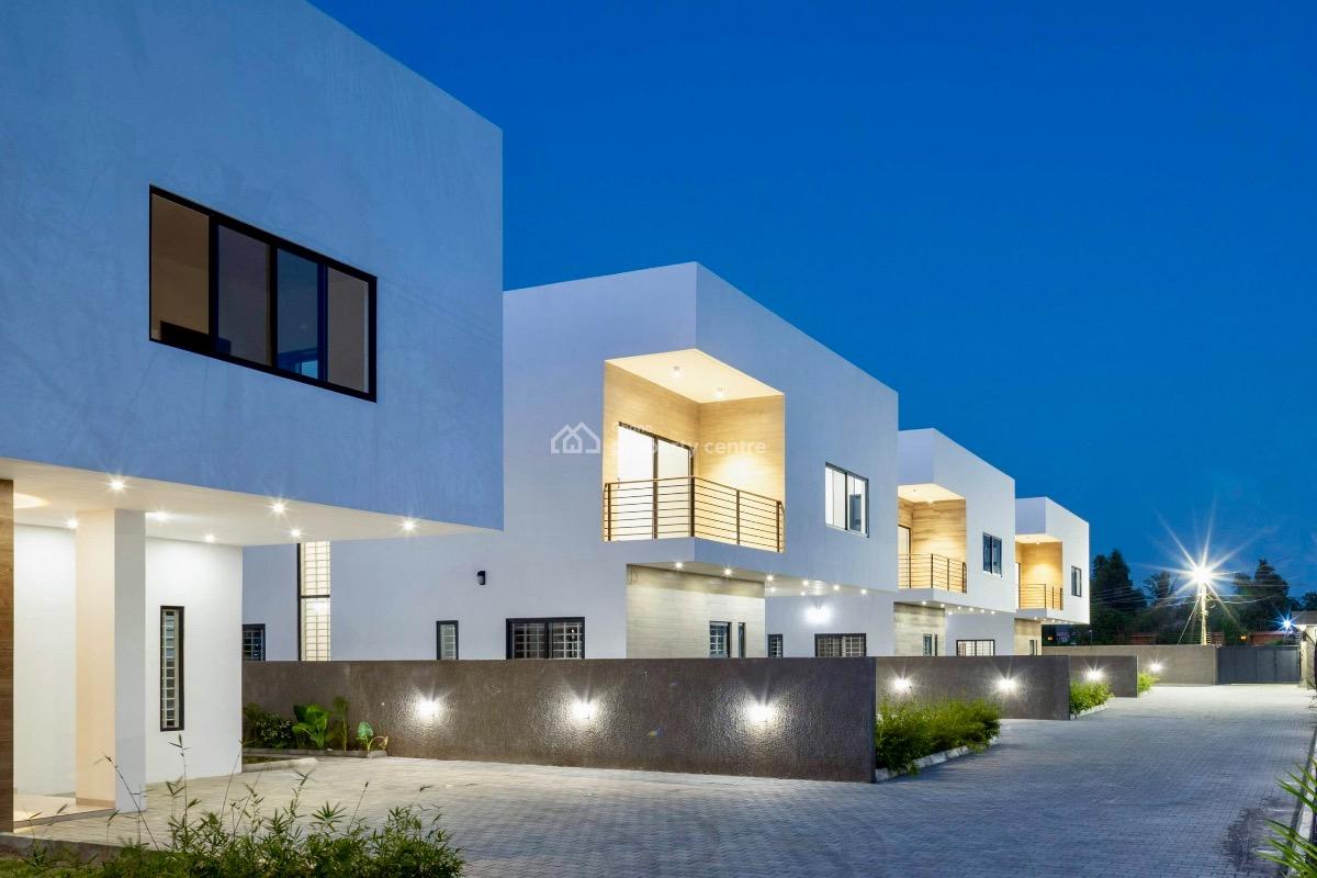 4 Bedroom Townhouse with Private Pool in a Gated Community, North Legon, Accra, Townhouse for Sale