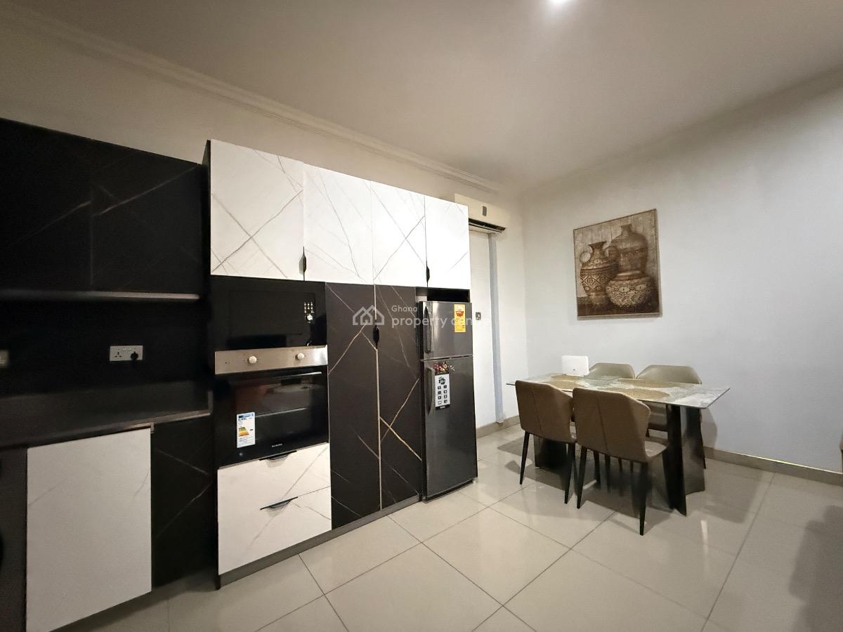 Furnished 2 Bedroom Apartment in a Gated Community with Swimming Pool, North Ridge, Accra, Apartment for Rent