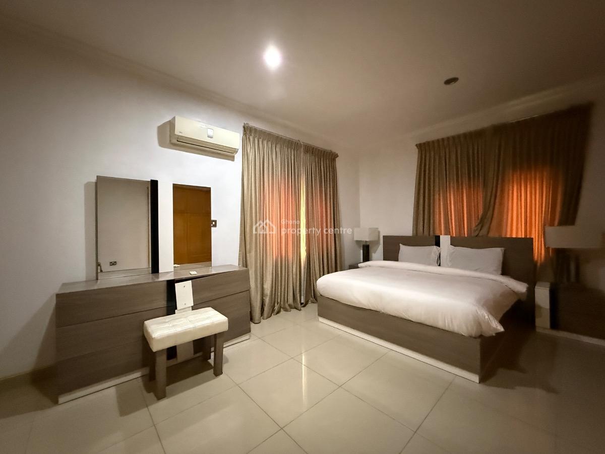 Furnished 2 Bedroom Apartment in a Gated Community with Swimming Pool, North Ridge, Accra, Apartment for Rent