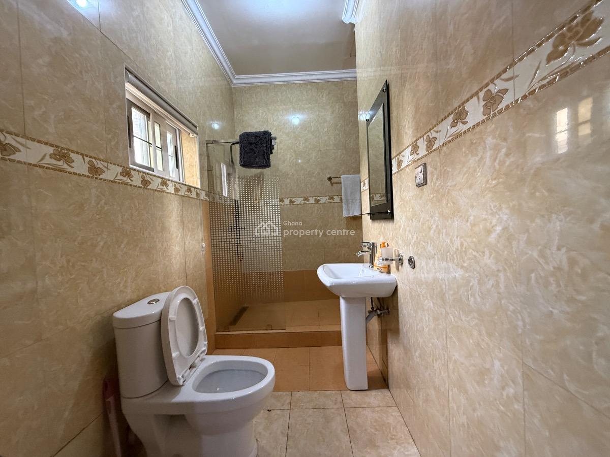 Furnished 2 Bedroom Apartment in a Gated Community with Swimming Pool, North Ridge, Accra, Apartment for Rent