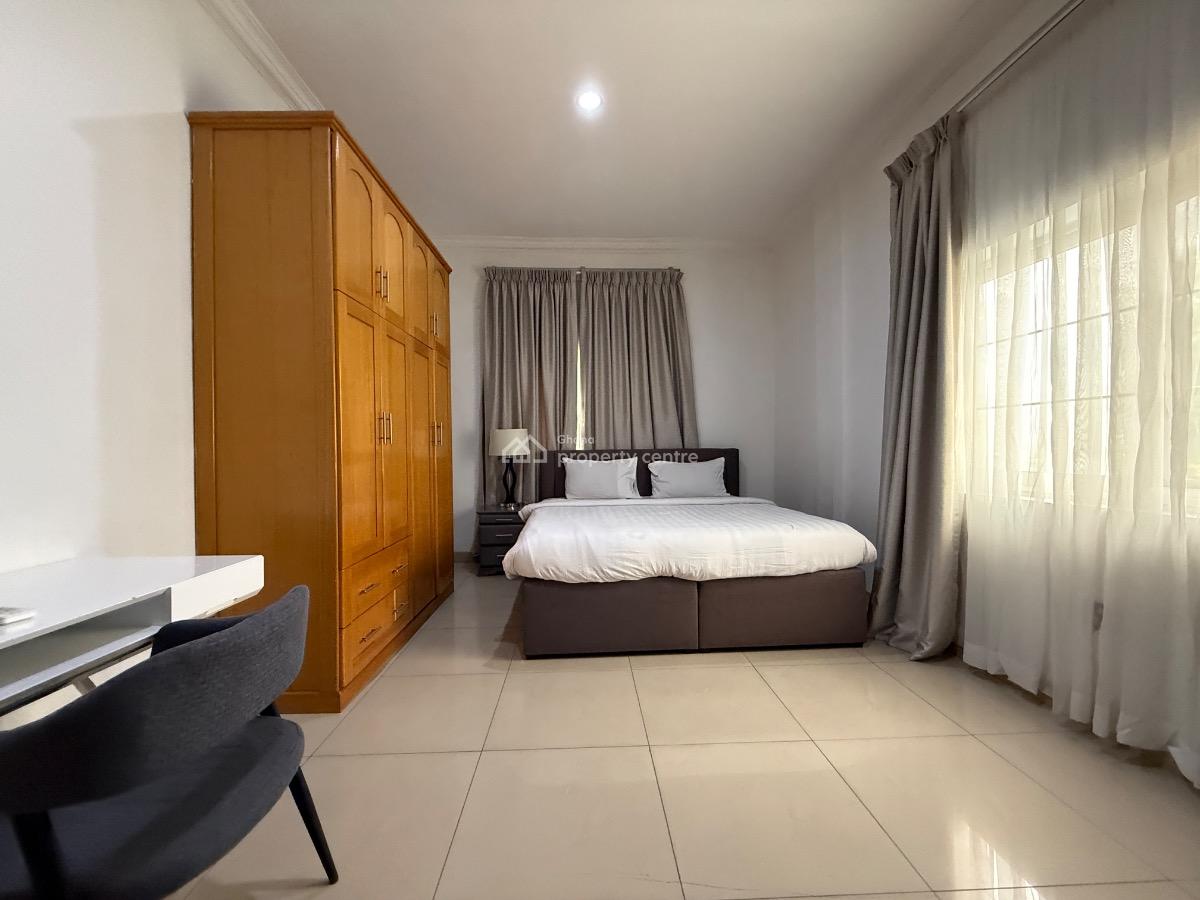 Furnished 2 Bedroom Apartment in a Gated Community with Swimming Pool, North Ridge, Accra, Apartment for Rent