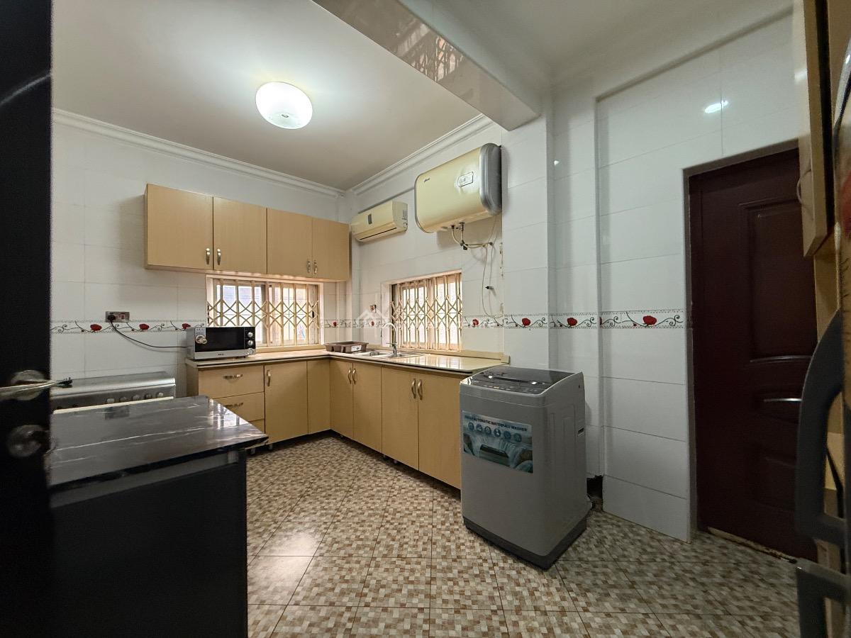Furnished 2 Bedroom Apartment in a Gated Community with Swimming Pool, North Ridge, Accra, Apartment for Rent