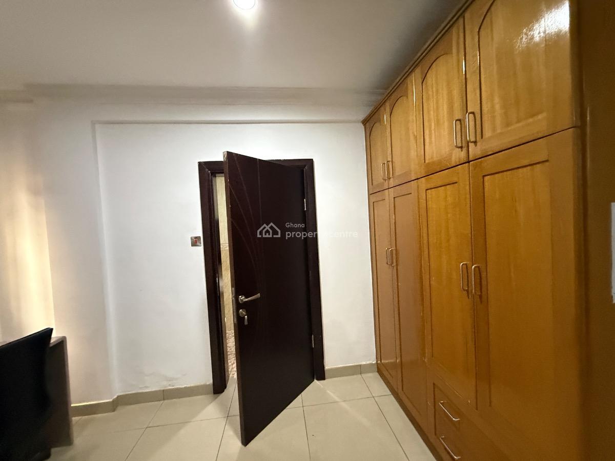 Furnished 2 Bedroom Apartment in a Gated Community with Swimming Pool, North Ridge, Accra, Apartment for Rent