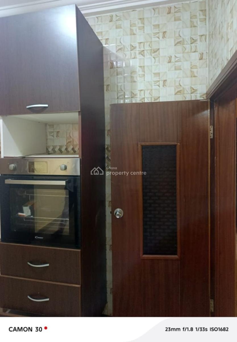 Decent 3-bed Home @ Adenta (amrahia), Ghana, Amrahia, Adenta Municipal, Accra, House for Sale