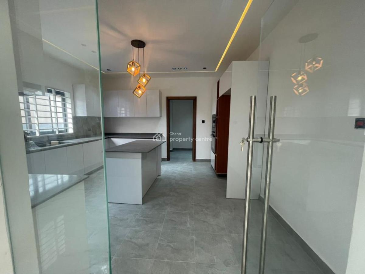 Modern 3-bedroom Home @ Ayi Mensah, Oyarifa, La Nkwantanang Madina Municipal, Accra, Detached Bungalow for Sale