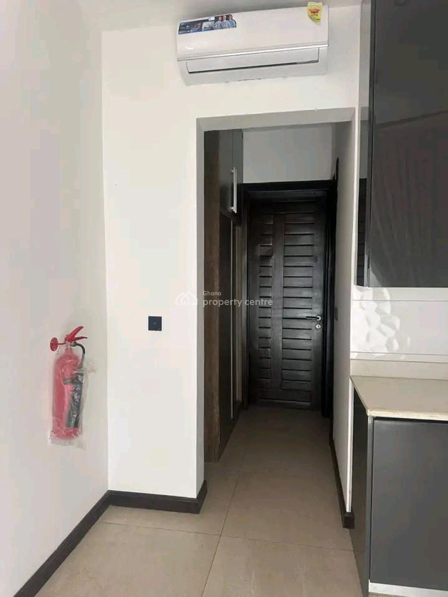 Semi Furnished 2-bed Flat @east Airport, Ghana, East Airport, Airport Residential Area, Accra, Apartment for Rent