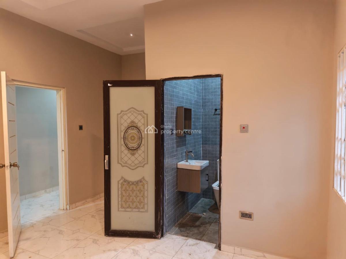 Two Bedroom Self Contain, Tse Addo Round About, Tse Addo, Accra, Mini Flat for Rent