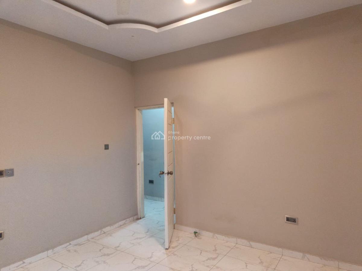 Two Bedroom Self Contain, Tse Addo Round About, Tse Addo, Accra, Mini Flat for Rent