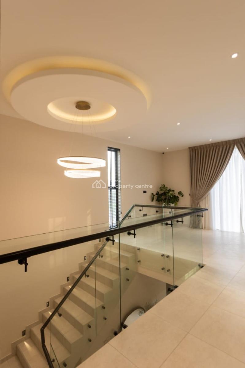 Executive 4 Bedroom, Oyarifa, La Nkwantanang Madina Municipal, Accra, House for Sale