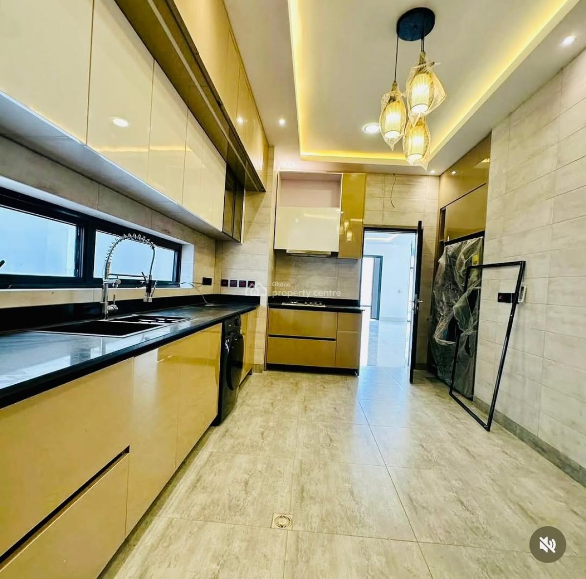Executive 4 Bedroom, Spintex, Accra, House for Sale