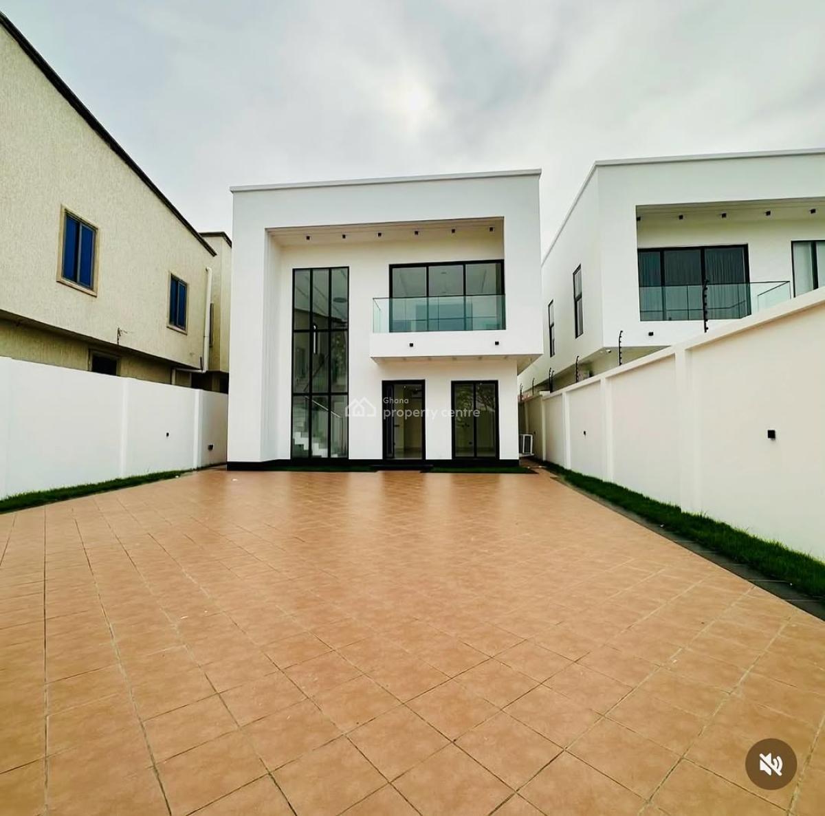 Executive 4 Bedroom, Spintex, Accra, House for Sale