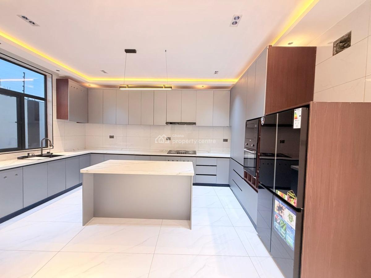 Executive 4 Bedrooms, Oyarifa, La Nkwantanang Madina Municipal, Accra, House for Sale