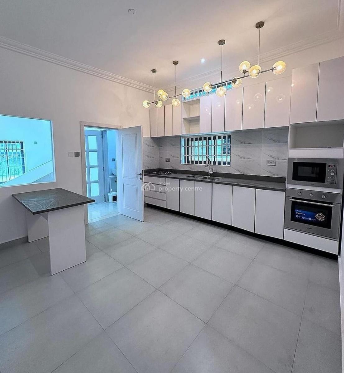 3-bedroom, 3-bathroom Modern Home -- Ayi Mensah (near Toll Booth) Key F, Woodbridge Residences, La Nkwantanang Madina Municipal, Accra, House for Sale