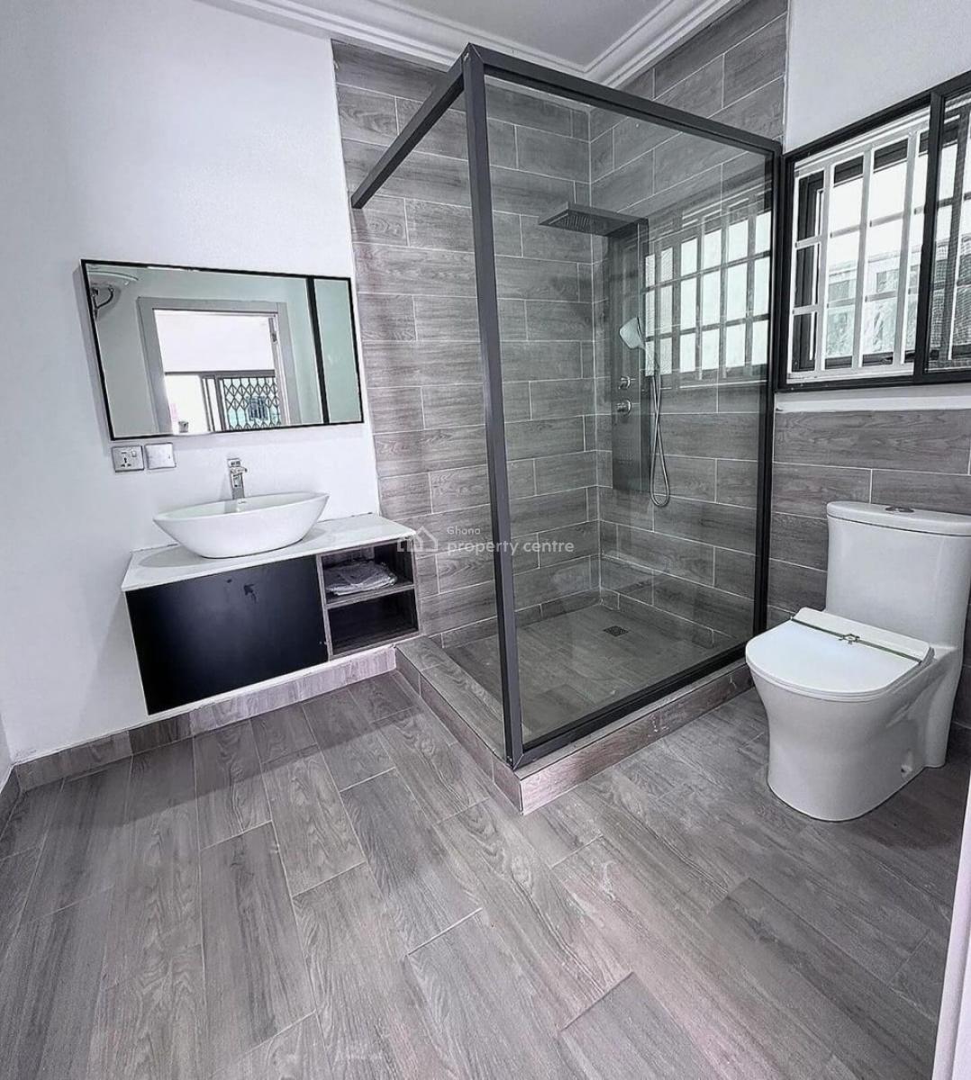 3-bedroom, 3-bathroom Modern Home -- Ayi Mensah (near Toll Booth) Key F, Woodbridge Residences, La Nkwantanang Madina Municipal, Accra, House for Sale