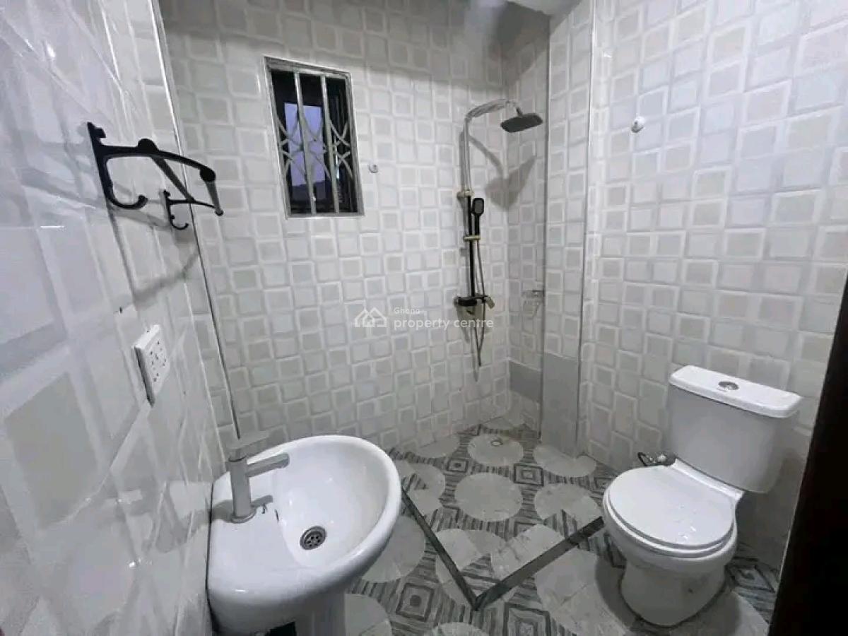2 Bedrooms Apartment, School Junction, Ashaley Botwe, Adenta Municipal, Accra, Apartment for Rent