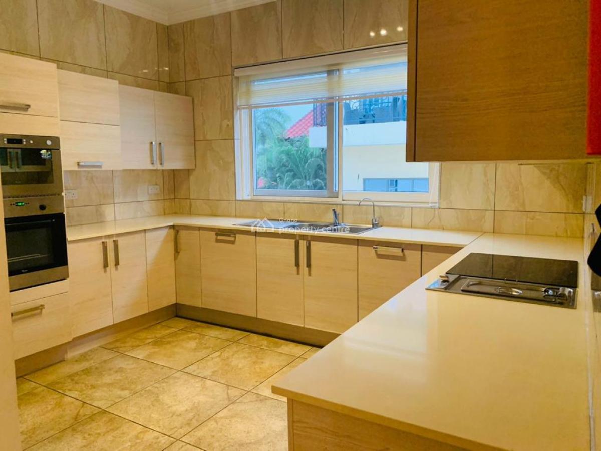 Executive 3 Bedrooms, Roman Ridge, Accra, Townhouse for Rent