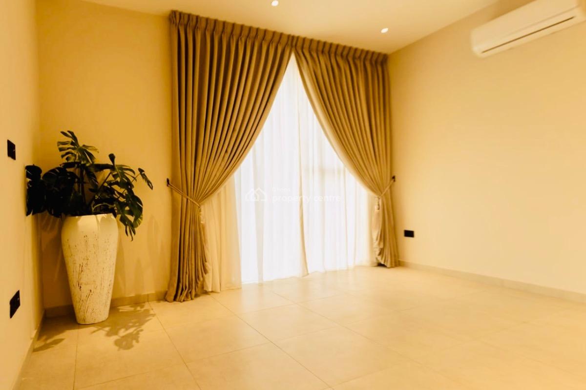 4 Bedroom House, Oyarifa, La Nkwantanang Madina Municipal, Accra, House for Sale