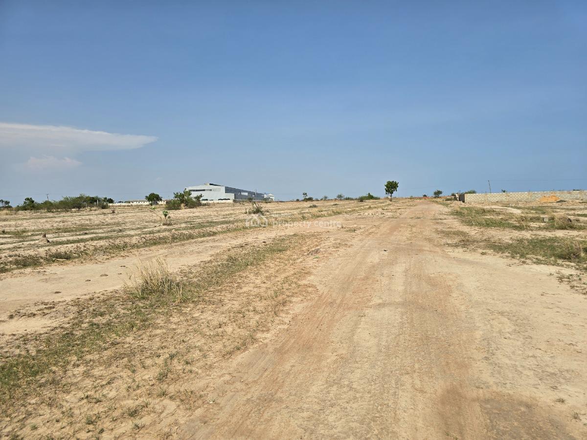 High-return Investment: 70x100ft Litigation-free Land in Dawhenya, New Site, Dawhenya, Tema, Accra, Mixed-use Land for Sale