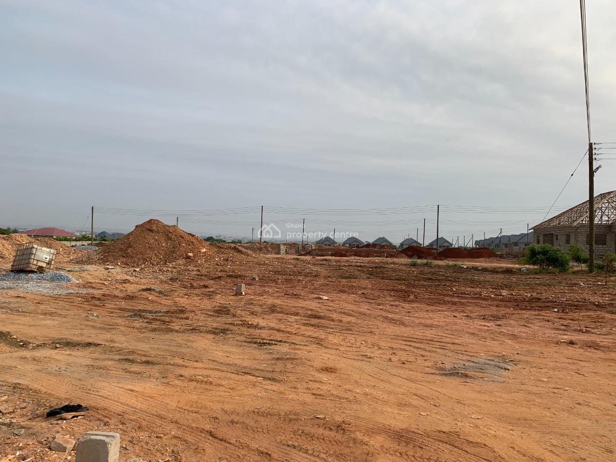 Prime Roadside Plot -- Tema Community 25, Tema Community 25, Accra Metropolitan, Accra, Mixed-use Land for Sale