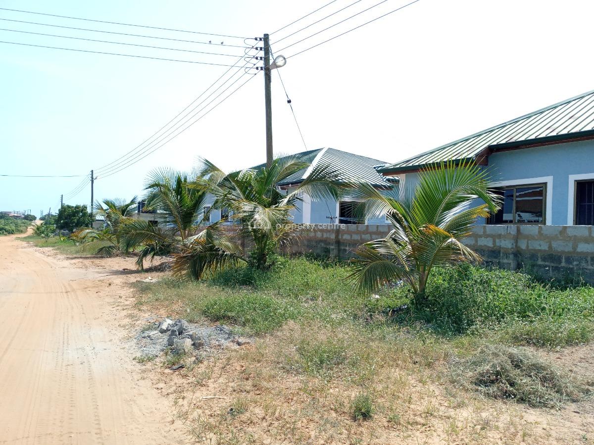Hot Deal! Prime 70x100ft Full Plot Prampram -- Grab Now!, Prampram, Ningo Prampram District, Accra, Mixed-use Land for Sale