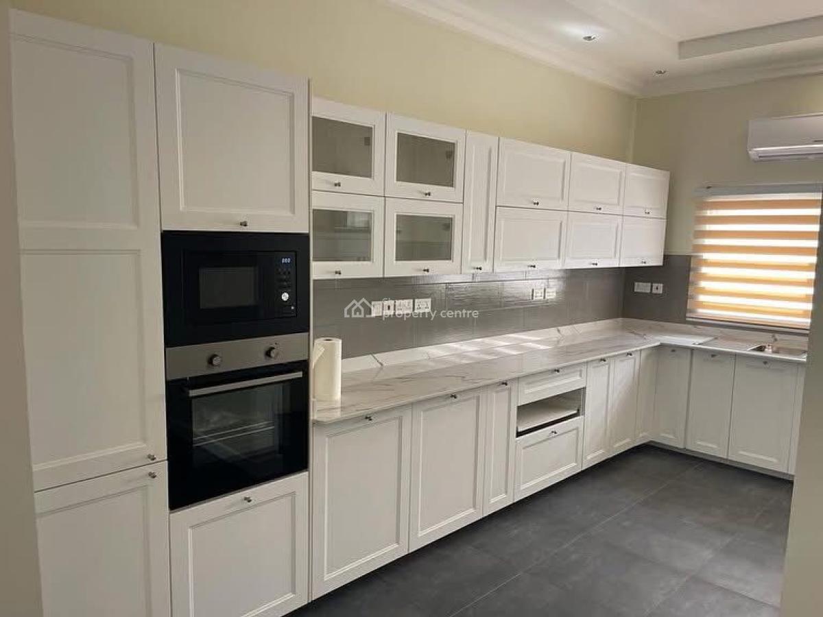 3 Bedroom House in a Gated Community at Spintex, Spintex Community 18, Accra Metropolitan, Accra, House for Sale