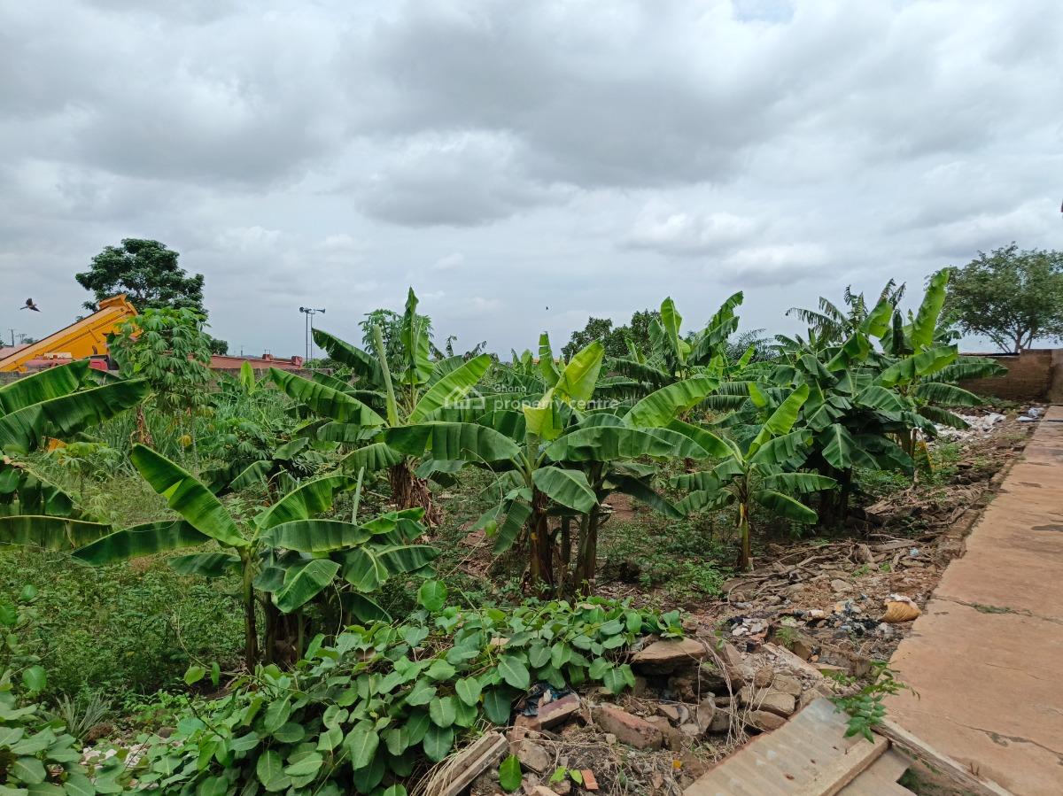 Plot.    3rd Plot Main Highway Road, Afrancho, After Kronum., Kumasi Metropolitan, Ashanti, Residential Land for Sale