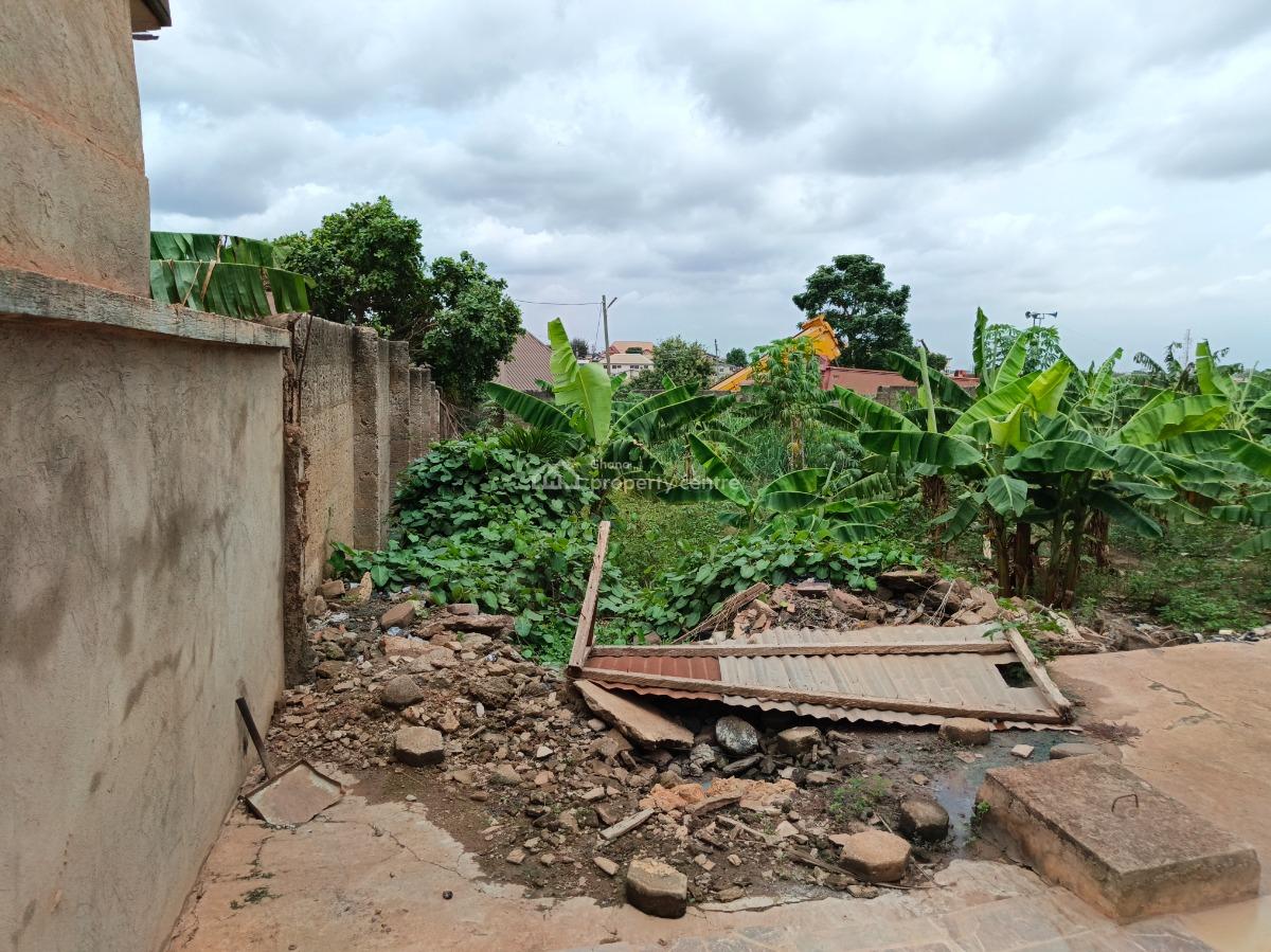Plot.    3rd Plot Main Highway Road, Afrancho, After Kronum., Kumasi Metropolitan, Ashanti, Residential Land for Sale