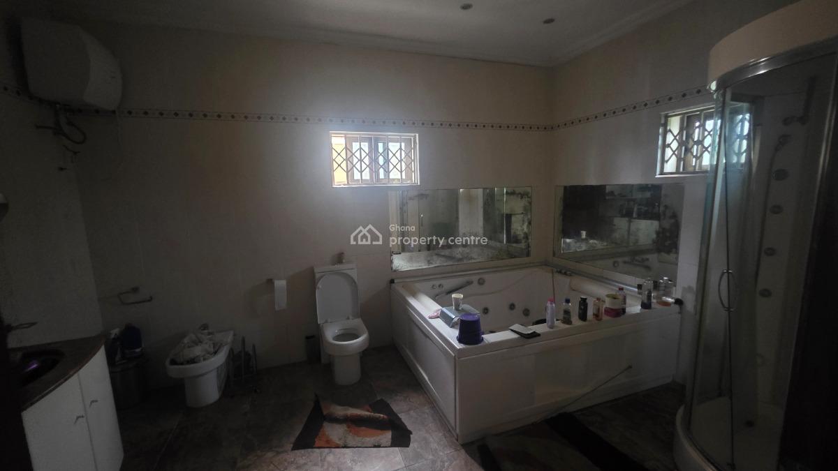 4 Bedroom House with Boys Quarters and Pool at Cantonment, Cantonment, Accra Metropolitan, Accra, House for Sale