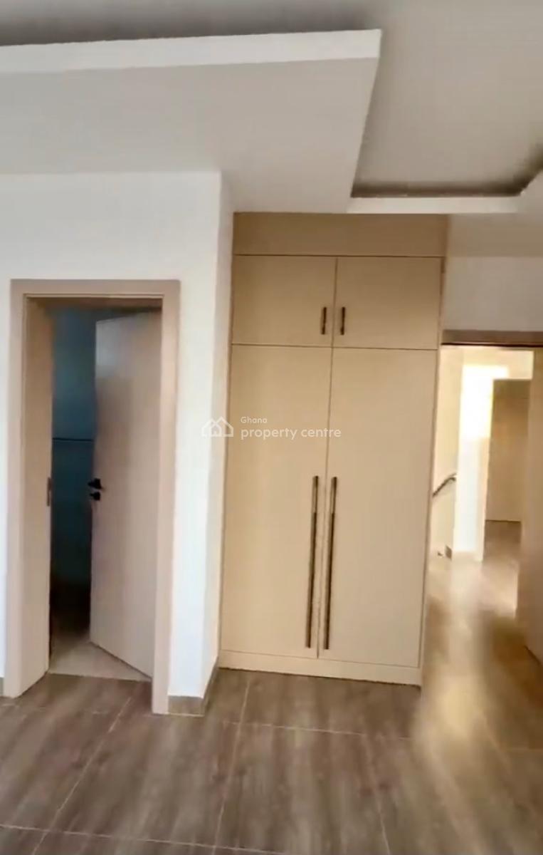 3 Bedroom Townhouse with Staff Quarters in a Gated Community with Pool, Community 18, Tema, Accra, Townhouse for Sale