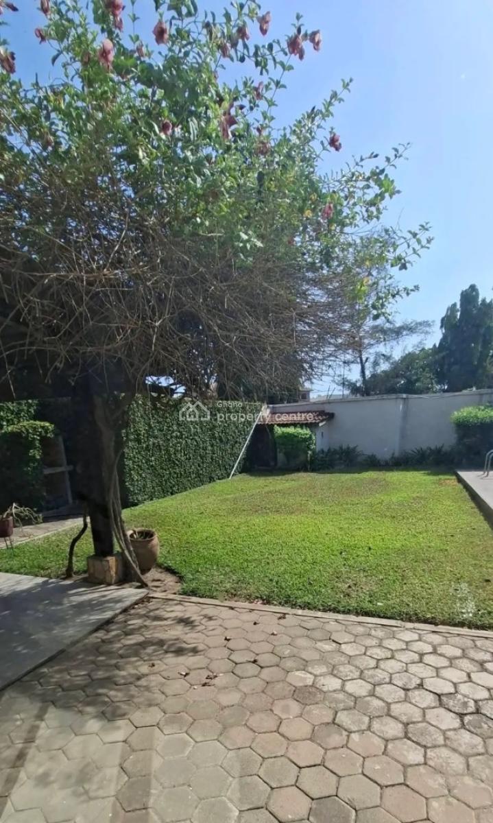4 Bedroom Townhouse with Private Swimming Pool in a Gated Community, Airport Residential Area, Accra, Townhouse for Rent