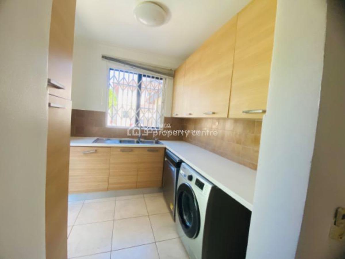 4 Bedroom Townhouse with Private Swimming Pool in a Gated Community, Airport Residential Area, Accra, Townhouse for Rent