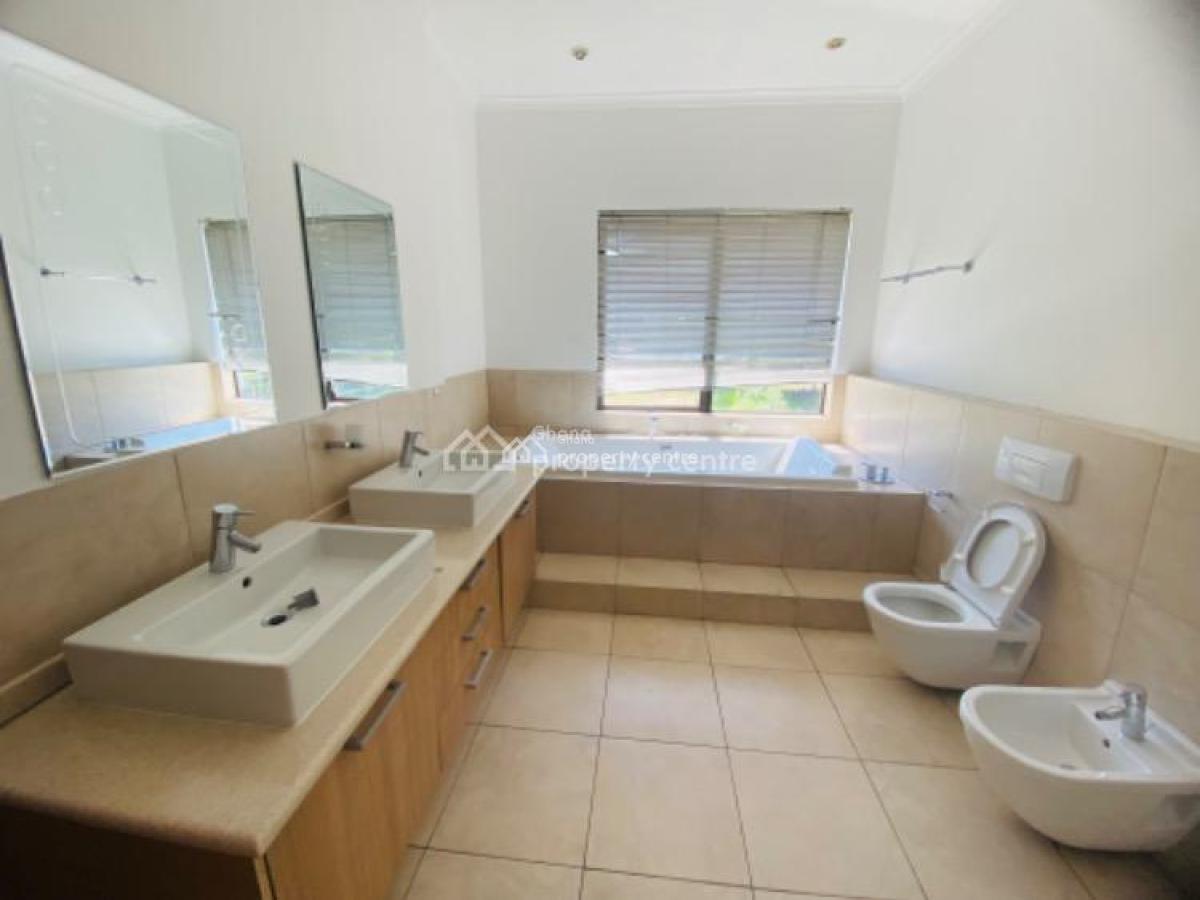 4 Bedroom Townhouse with Private Swimming Pool in a Gated Community, Airport Residential Area, Accra, Townhouse for Rent