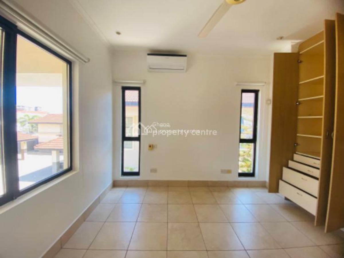 4 Bedroom Townhouse with Private Swimming Pool in a Gated Community, Airport Residential Area, Accra, Townhouse for Rent
