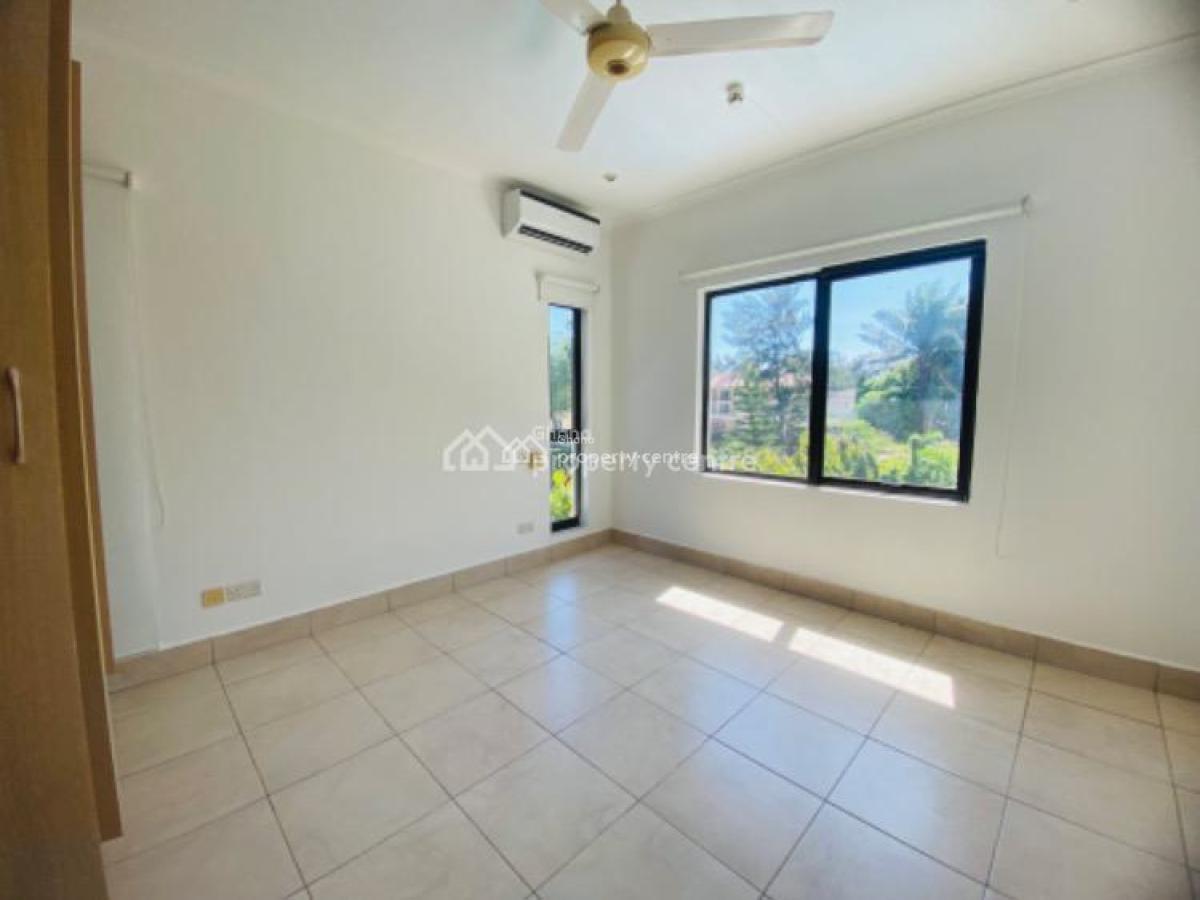 4 Bedroom Townhouse with Private Swimming Pool in a Gated Community, Airport Residential Area, Accra, Townhouse for Rent