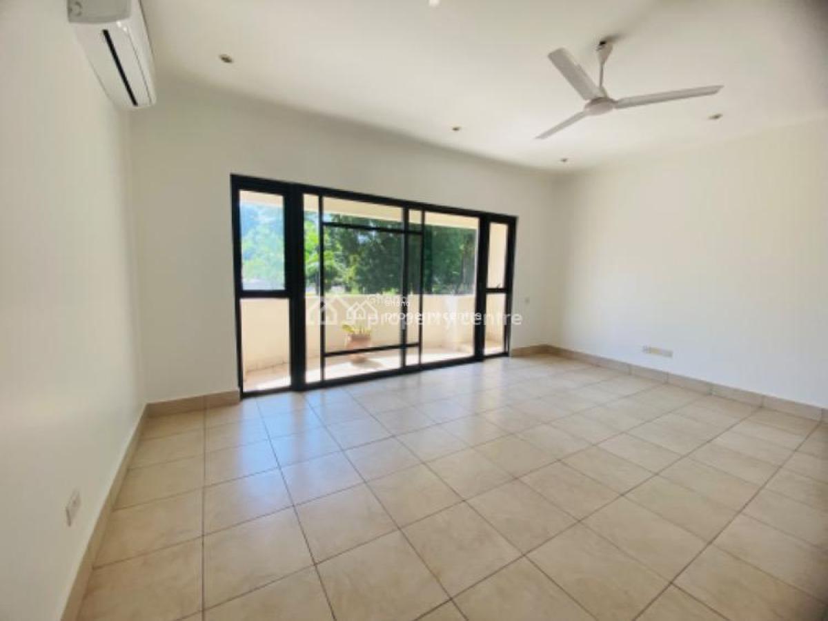 4 Bedroom Townhouse with Private Swimming Pool in a Gated Community, Airport Residential Area, Accra, Townhouse for Rent