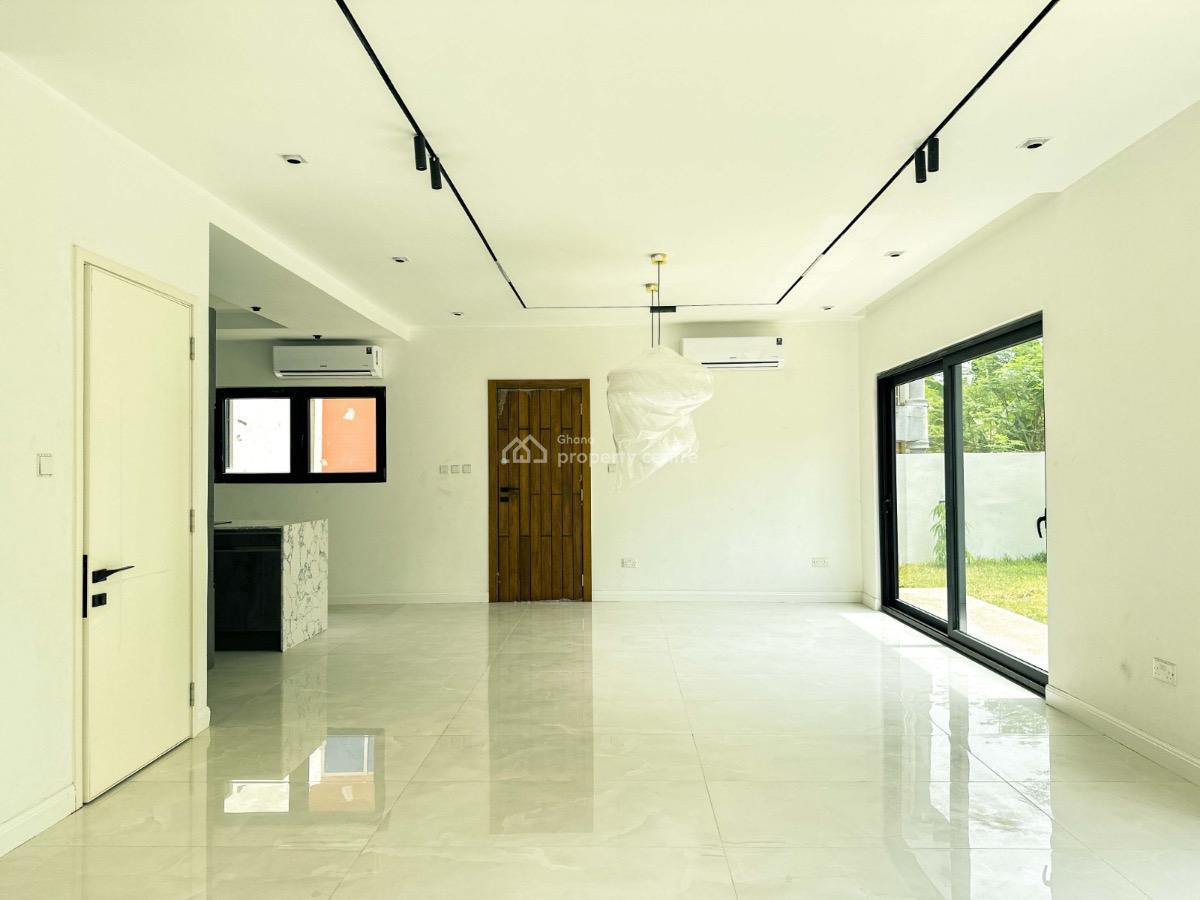 4 Bedroom Townhouse with Staff Quarters in a Gated Community, Cantonments, Accra, Townhouse for Sale