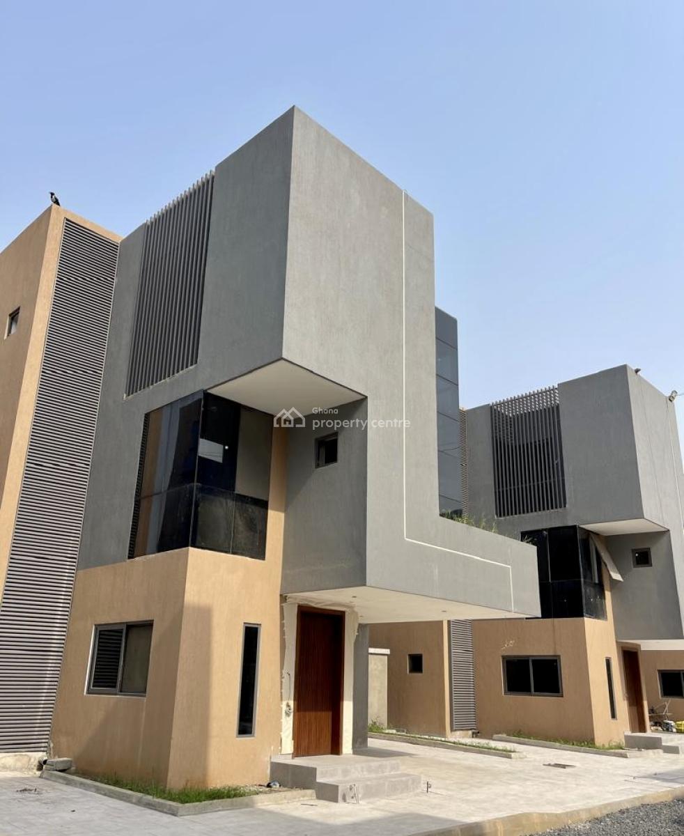 4 Bedroom Townhouse with Private Pool in a Gated Community, West Airport, Airport Residential Area, Accra, Townhouse for Sale