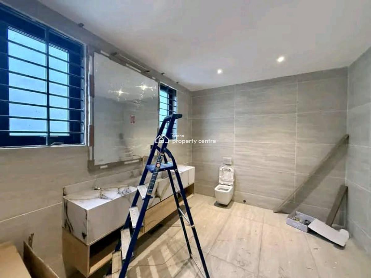 4 Bedroom Duplex with Swimming Pool and Staff Quarters, North Labone, Accra, Detached Duplex for Sale