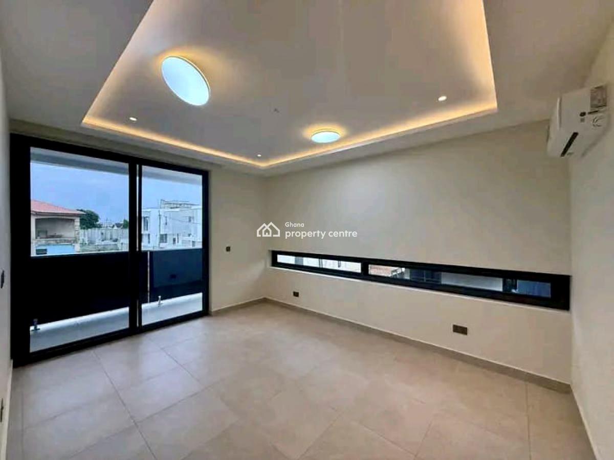 4 Bedroom Duplex with Swimming Pool and Staff Quarters, North Labone, Accra, Detached Duplex for Sale