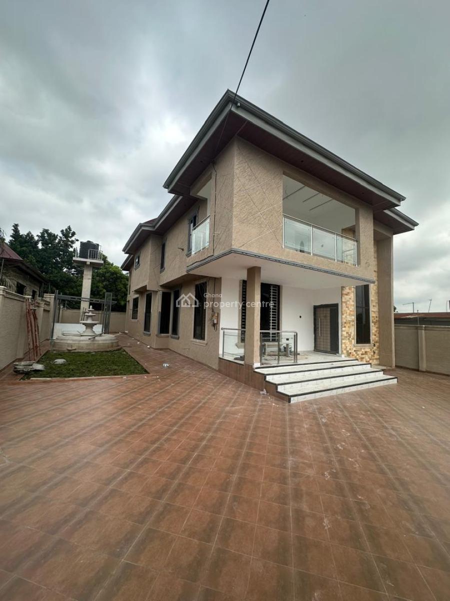 4 Bedrooms, Kwamo, on Tech Ejisu Road., Ejisu-juaben Municipal, Ashanti, House for Sale