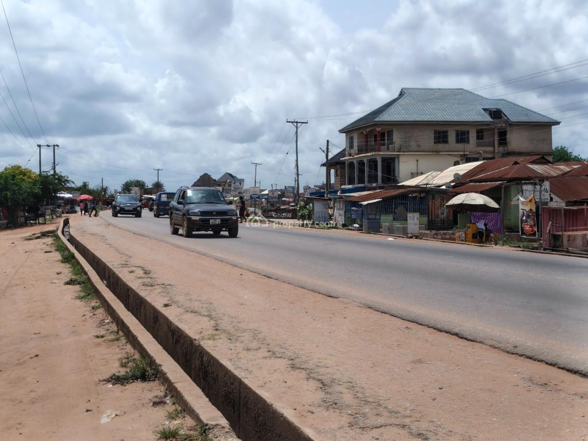 Plot.      Asenua       ( 3rd Plot Main Highway Road.), Asenua, Near Pankrono Meduma., Kumasi Metropolitan, Ashanti, Residential Land for Sale