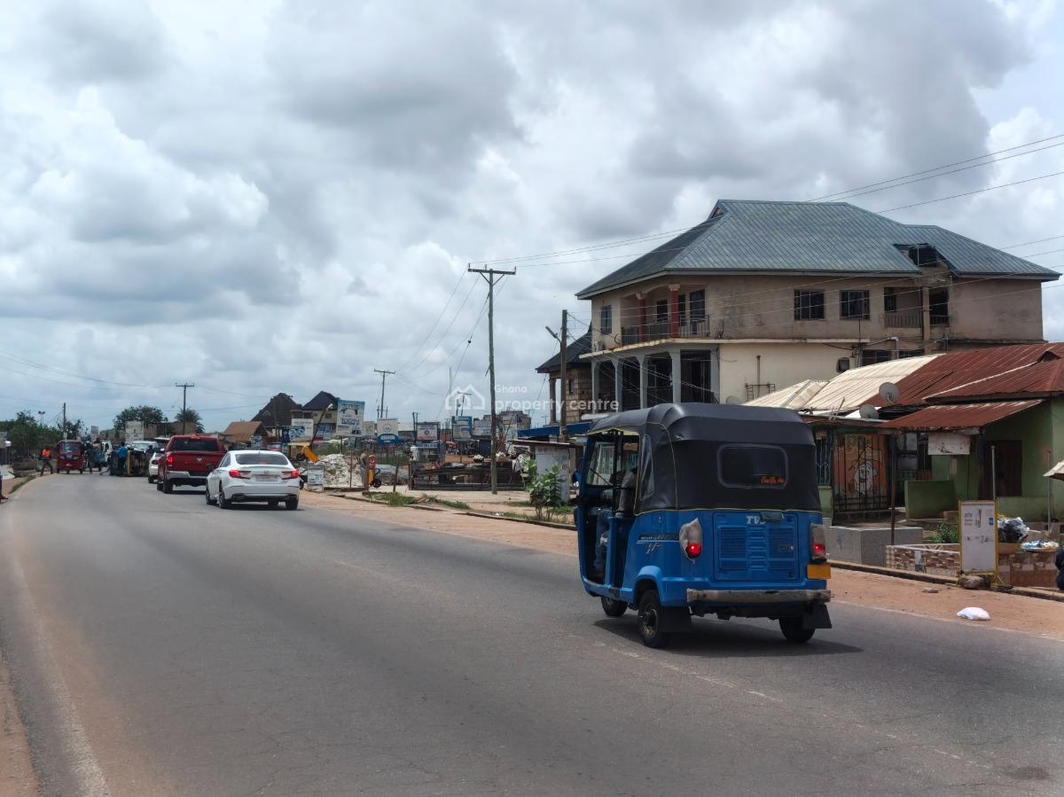Plot.      Asenua       ( 3rd Plot Main Highway Road.), Asenua, Near Pankrono Meduma., Kumasi Metropolitan, Ashanti, Residential Land for Sale