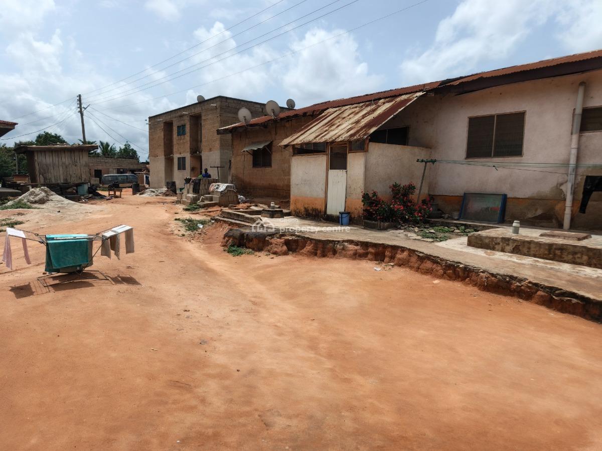 Plot.      Asenua       ( 3rd Plot Main Highway Road.), Asenua, Near Pankrono Meduma., Kumasi Metropolitan, Ashanti, Residential Land for Sale