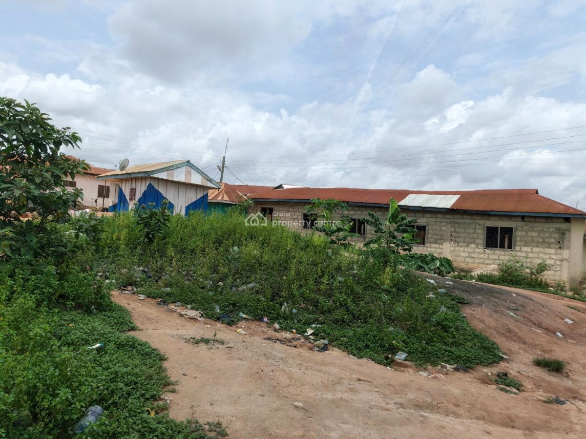Plot.      Asenua       ( 3rd Plot Main Highway Road.), Asenua, Near Pankrono Meduma., Kumasi Metropolitan, Ashanti, Residential Land for Sale