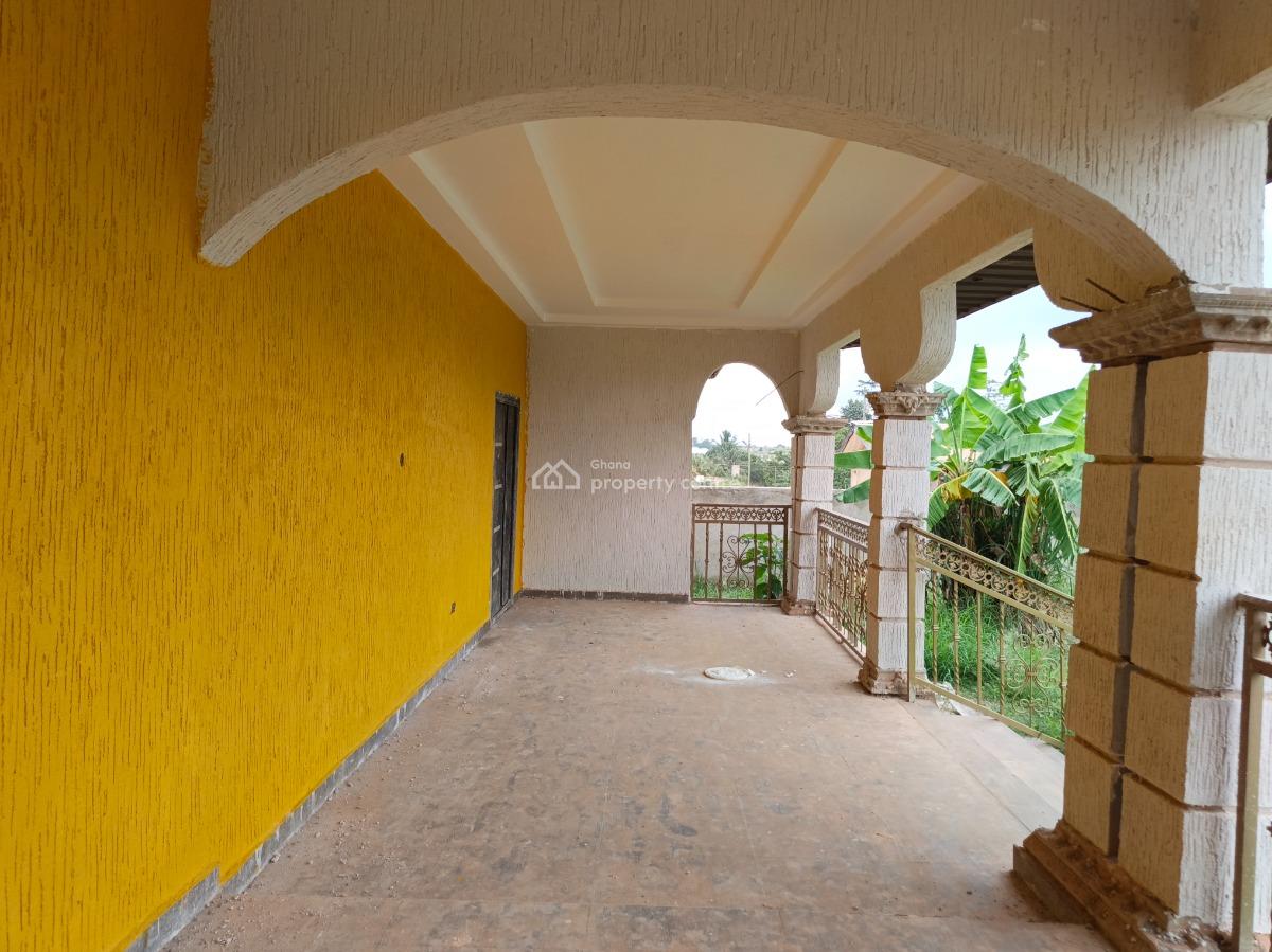 Guest House ( Hotel), Adesina, on Kenyasi Abrem Bonwire Road, Kumasi Metropolitan, Ashanti, Hotel / Guest House for Sale
