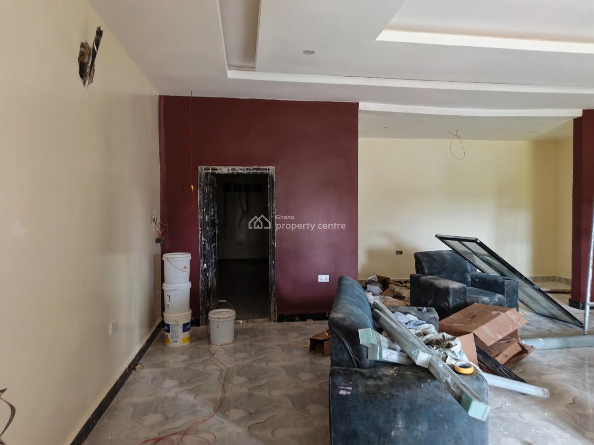 Guest House ( Hotel), Adesina, on Kenyasi Abrem Bonwire Road, Kumasi Metropolitan, Ashanti, Hotel / Guest House for Sale