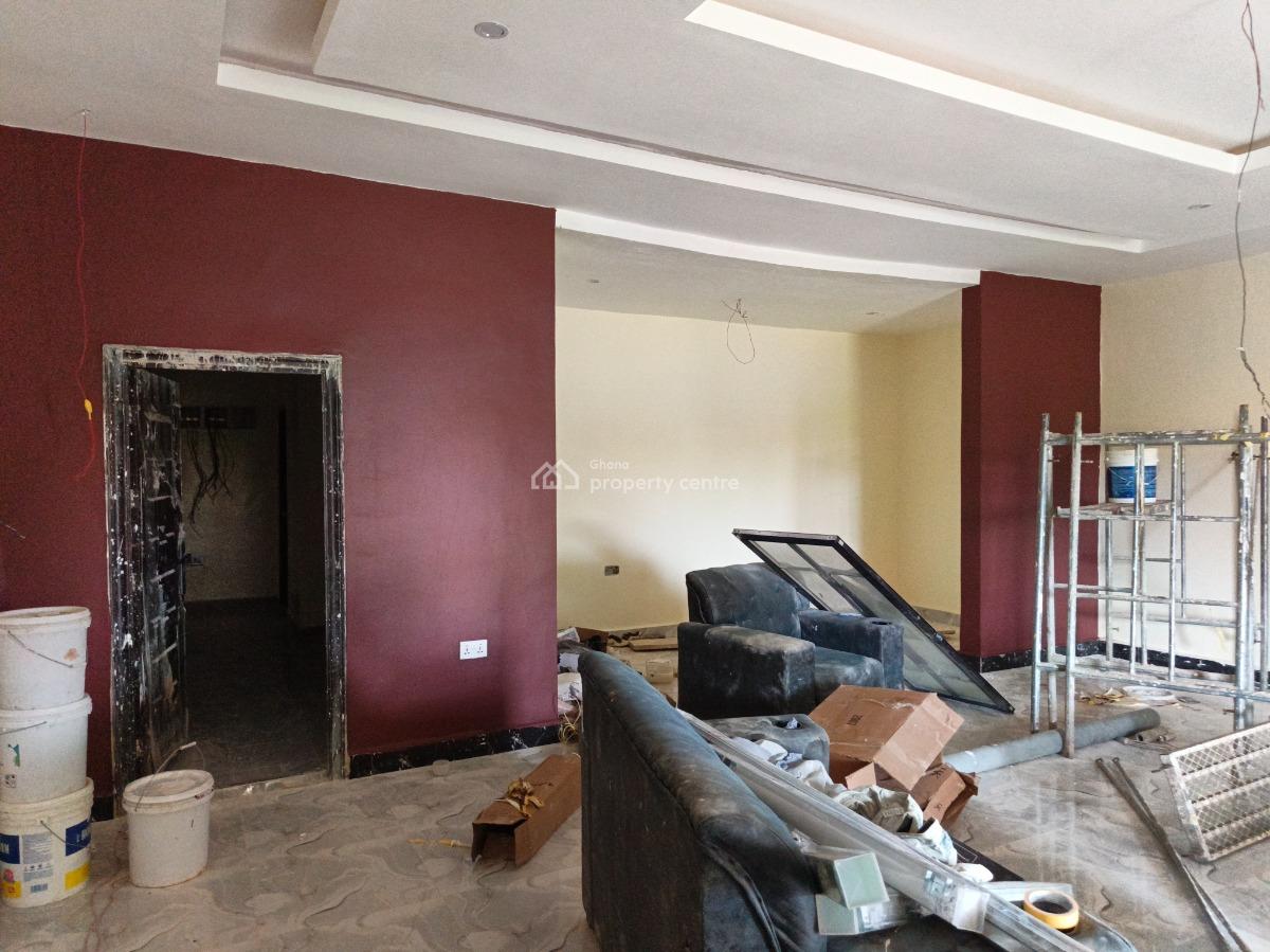 Guest House ( Hotel), Adesina, on Kenyasi Abrem Bonwire Road, Kumasi Metropolitan, Ashanti, Hotel / Guest House for Sale