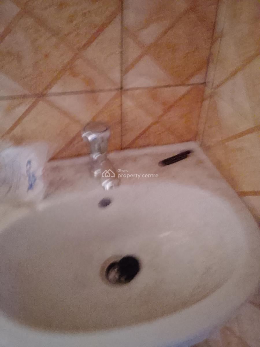 Two Bedroom Apartments, Teshie Bushroad, Teshie-nungua Estates, Accra, Mini Flat for Rent