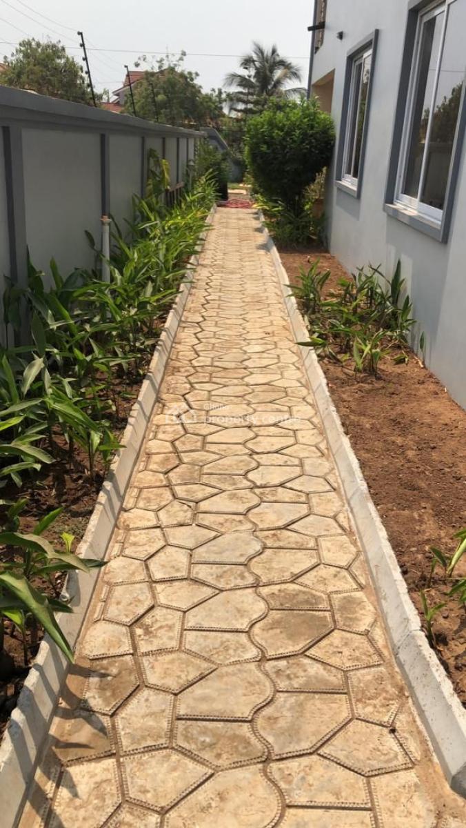 Executive 5 Bedroom, Tse Addo, Accra, House for Rent